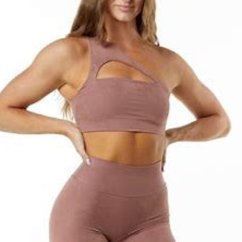Seamless One-Shoulder Cutout Sports Bra - Mauve